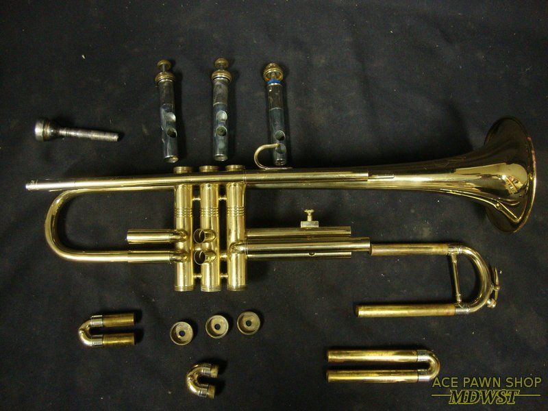 cadet trumpet amati czechoslovakia 5xxxxx serial conn director valve casings barrel spring sprung pistons valves.jpg