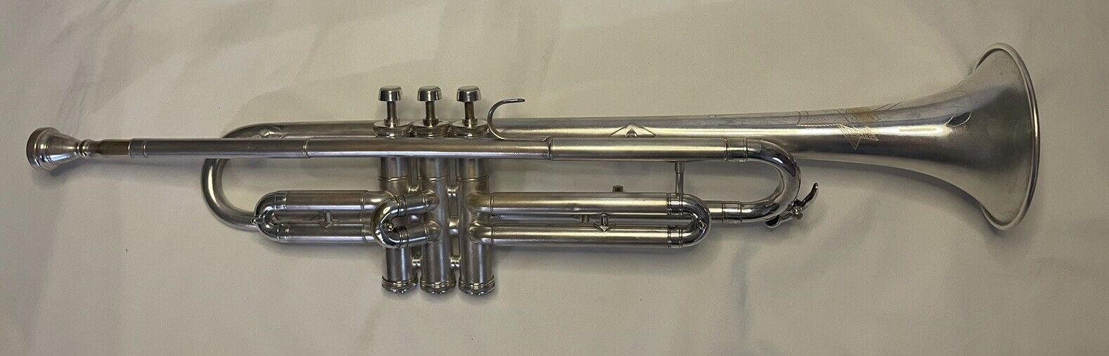 Conn Continental Clarion Silver Trumpet Gold Splash Valve.jpg